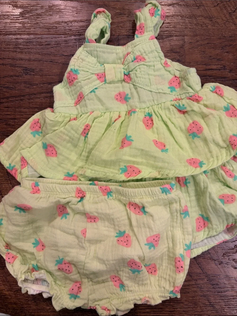 Set of 2 fruit-print baby dresses with bloomers, size 6 M